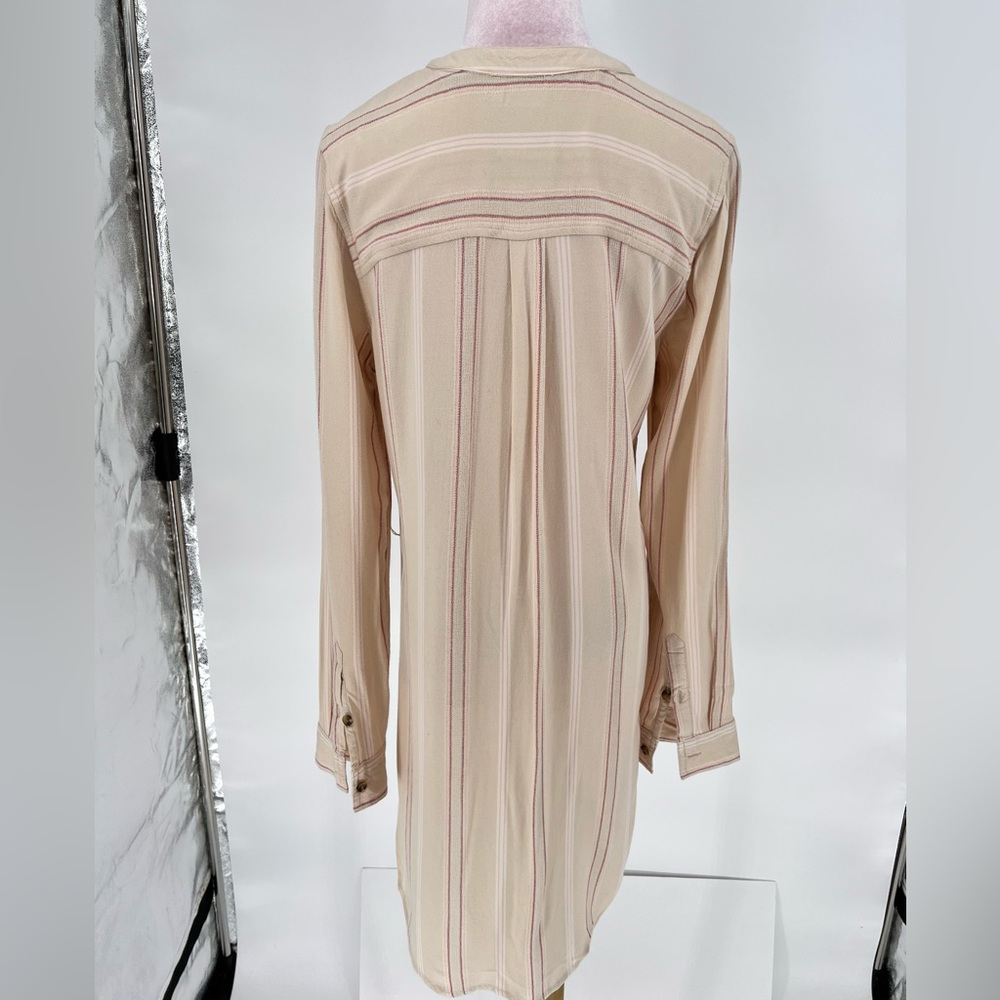 EUC SO Button Down Utility Dress - Picture 8 of 11